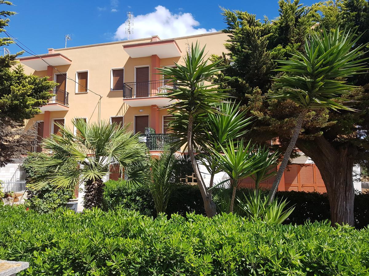 Hôtel Rivabella Beach à Gallipoli Extérieur photo
