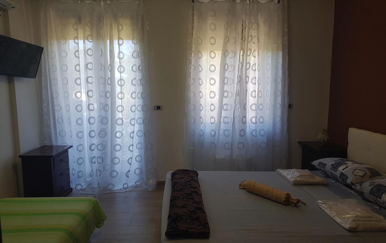 Hôtel Rivabella Beach à Gallipoli Extérieur photo